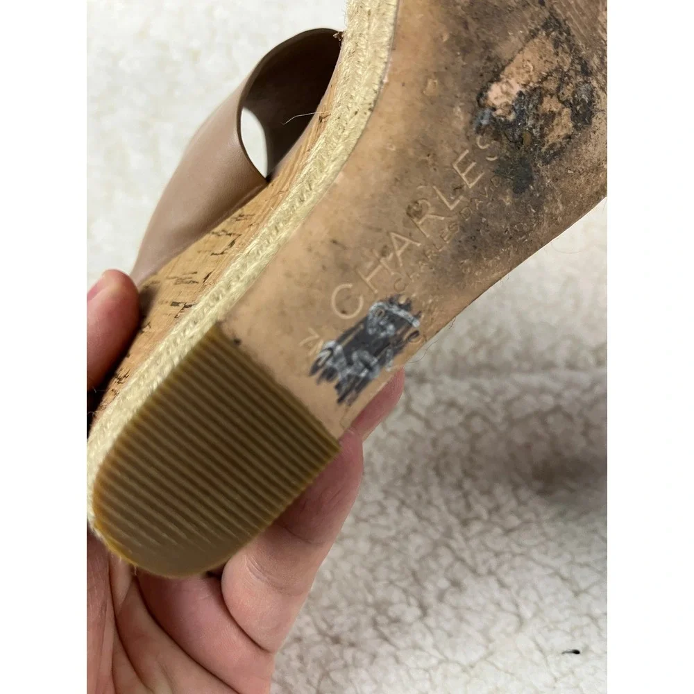 Charles by Charles‎ David Taupe Leather Cork Wedge Platform Sandals Women Size 7